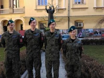 Strzelcy w Pałacu Arcybiskupów w Krakowie