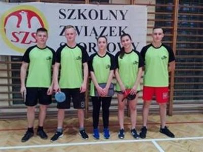 II miejsce w drużynowym tenisie stołowym
