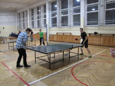 Szkolny turniej tenisa stołowego