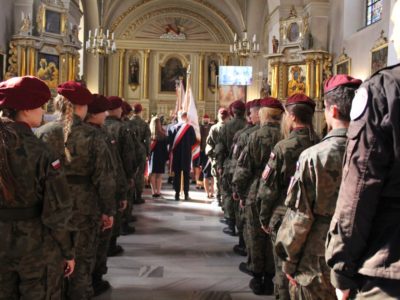 Obchody 80 rocznicy wybuchu II wojny światowej połączone z Aktem Nadania Bibliotece Publicznej Gminy Tymbark imienia kpt. Tadeusza Paolone