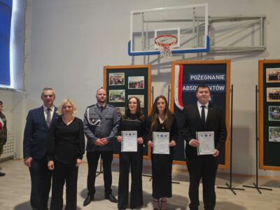 Uroczyste zakończenie roku szkolnego absolwentów Zespołu Szkół im. KEN w Tymbarku